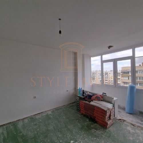 Продава се Двустаен апартамент в Разград, Бели Лом - 35 кв.м за 1600 €/кв.м - Снимка #2