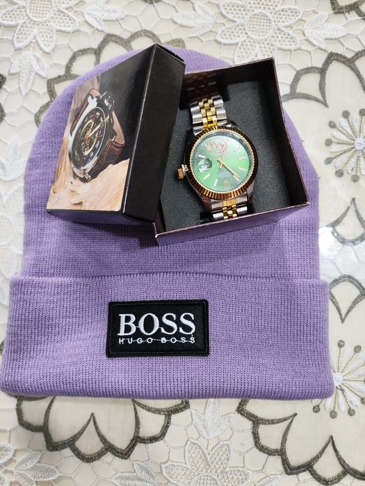 Шапка с часами комплект, для подарков, оптом