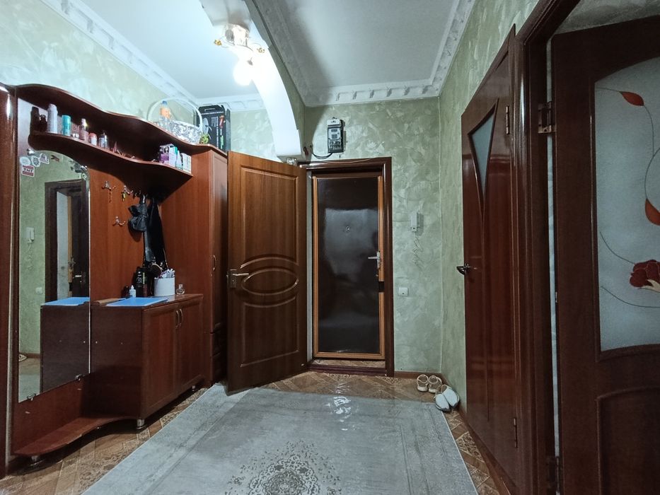 3х комн кв 9 мкр 2д, не угл, 4 эт