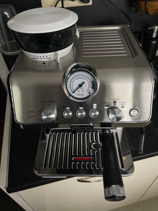 Кафемашина Delonghi La specialista Arte