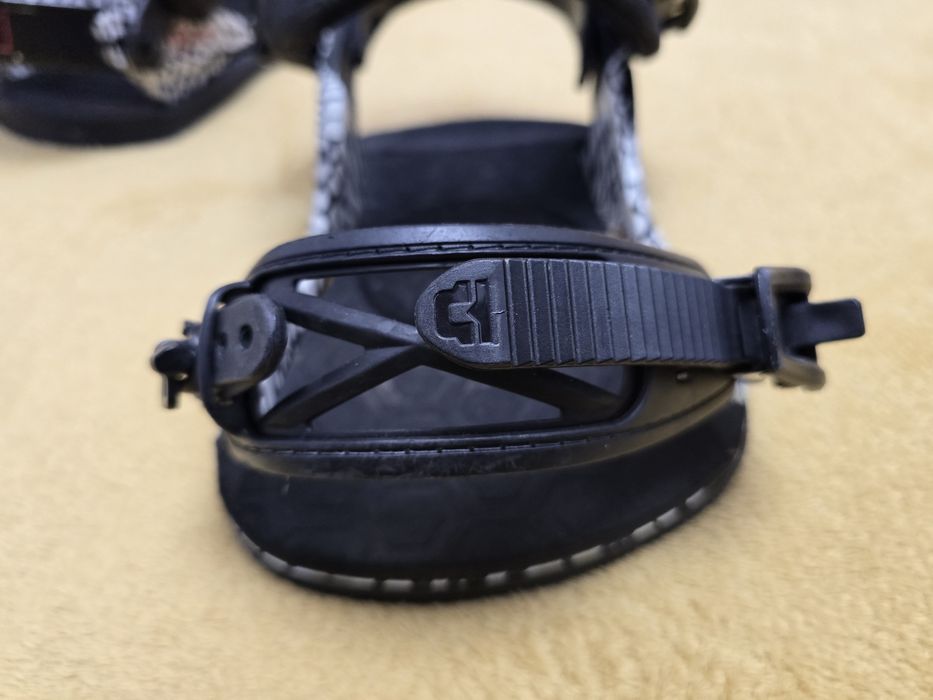 Legaturi snowboard Union Contact Pro