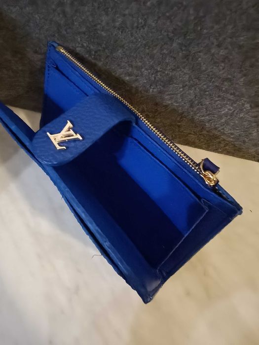 Дамско портмоне Louis Vuitton в син цвят