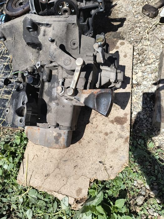 Скоростна кутия 1.4 hdi.         .