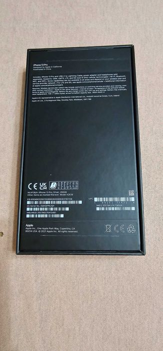 Продавам Iphone 13 PRO
