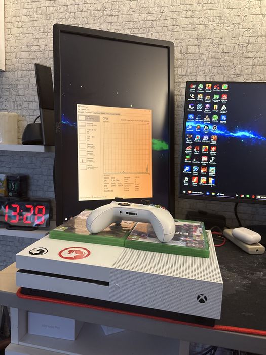 xbox one s 1tb FULL BOX+maneta+2jocuri