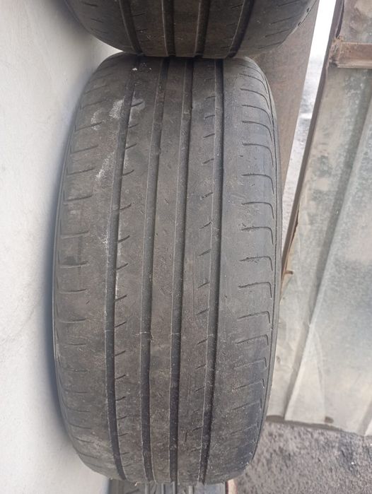 Екі пар дөнгелек