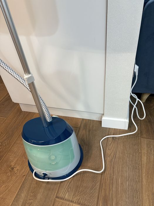 Вертикальный отпариватель philips GC527