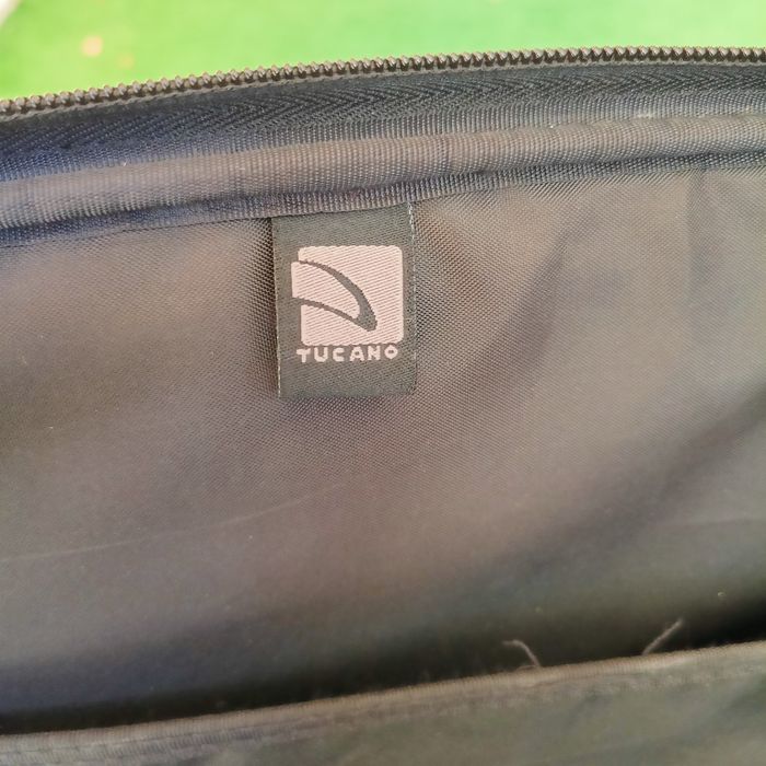 Geantă laptop Tucano