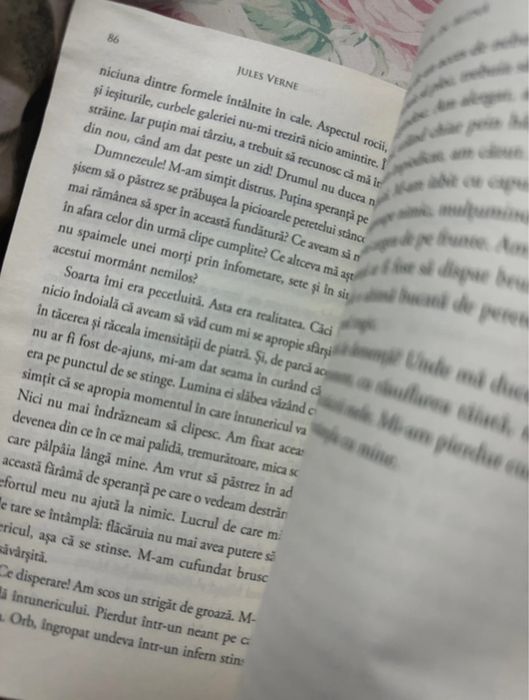 O calatorie spre centrul pamantului