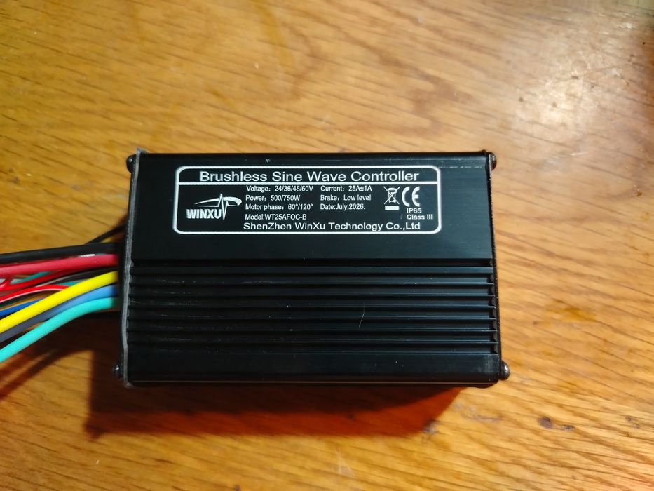 Controler inteligent 36/48v 25A