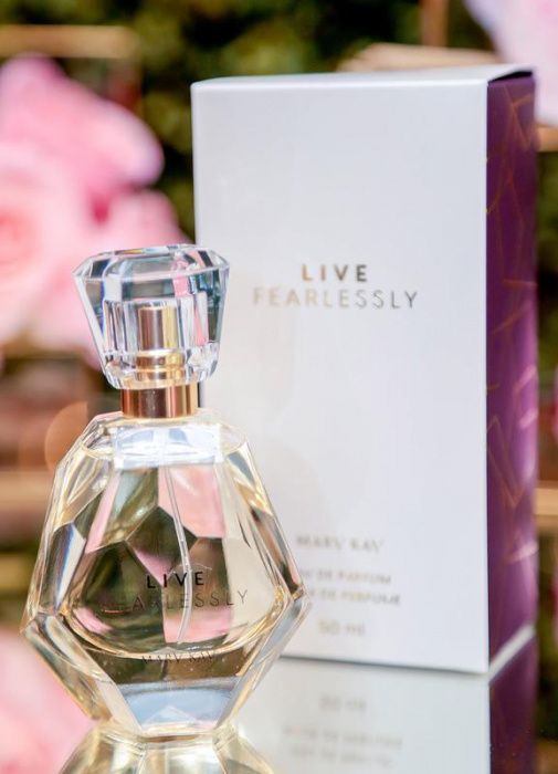 Трилогия Fearlessly  Live Аромат от MaryKay  акция !!!