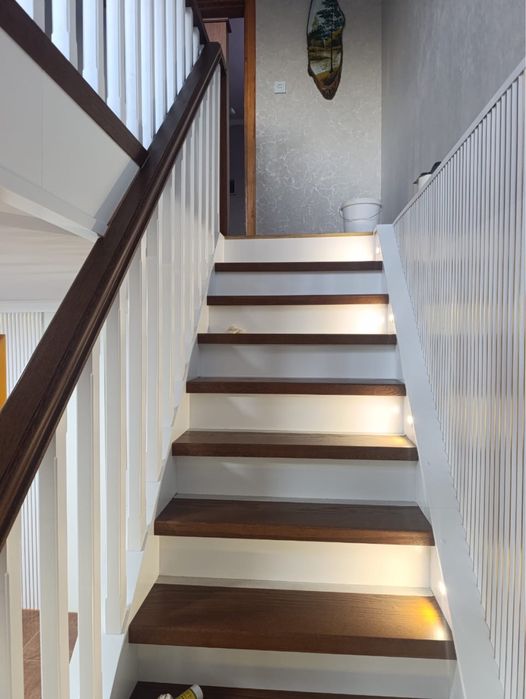 Установка дверей,установка лестниц