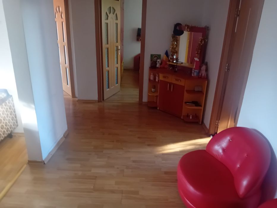Ap 3 Cam Maratei str Progresului Parter inalt 70mp la cheie balcon centrala