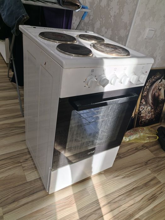 Продам электроплиту