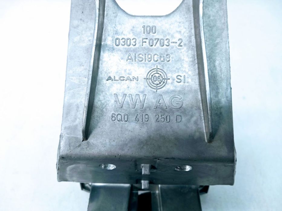 Suport colana directie 6q0419250d Volkswagen VW Polo 4 9N  [din 2001 pana  2005]