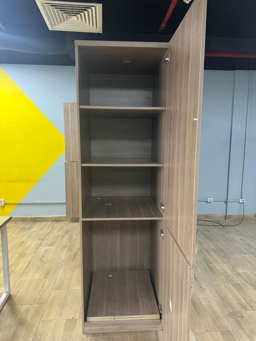 Продается офисная мебель