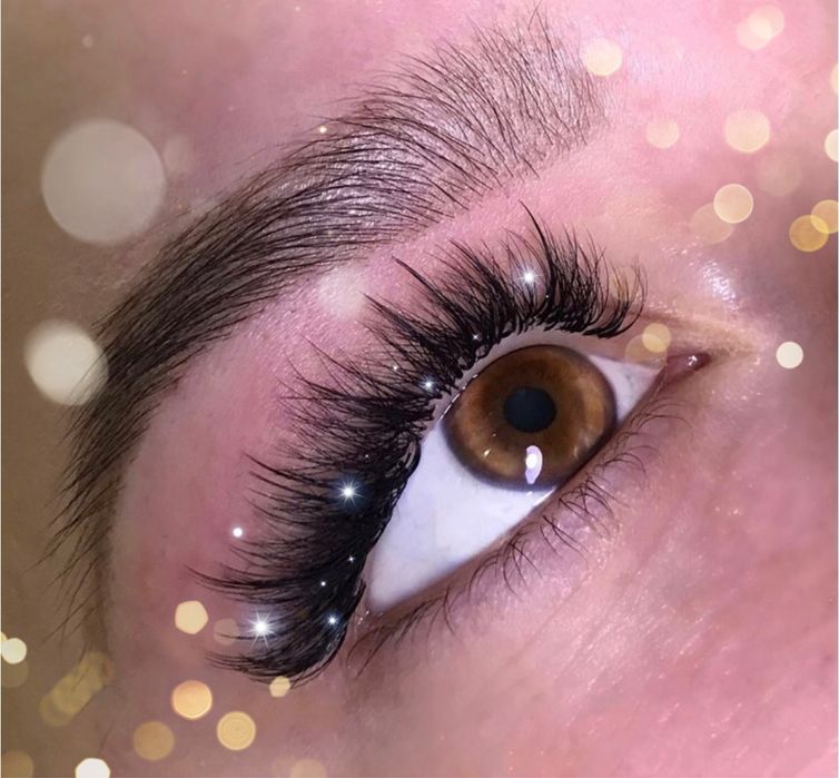 Модели на наращивание ресниц