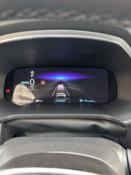 Vand sau predau leasing Renault Captur full hibrid,nu mild, nu plug in