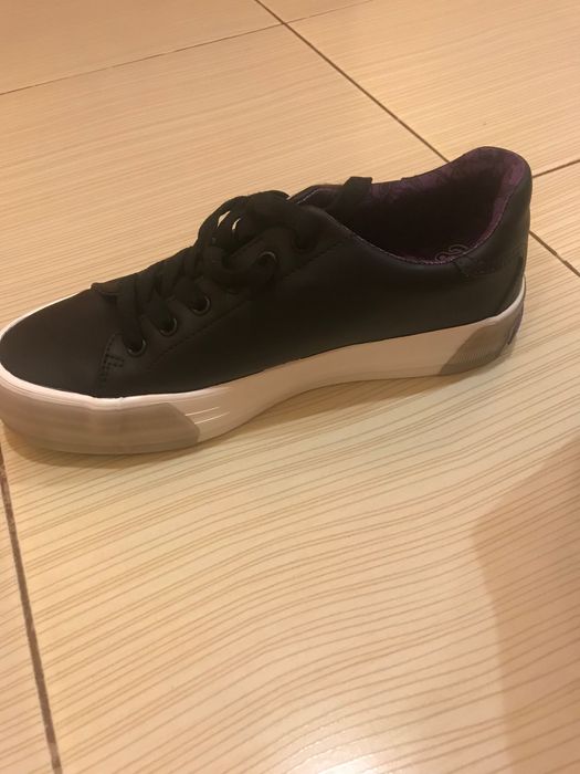 Дамски кецове Bershka