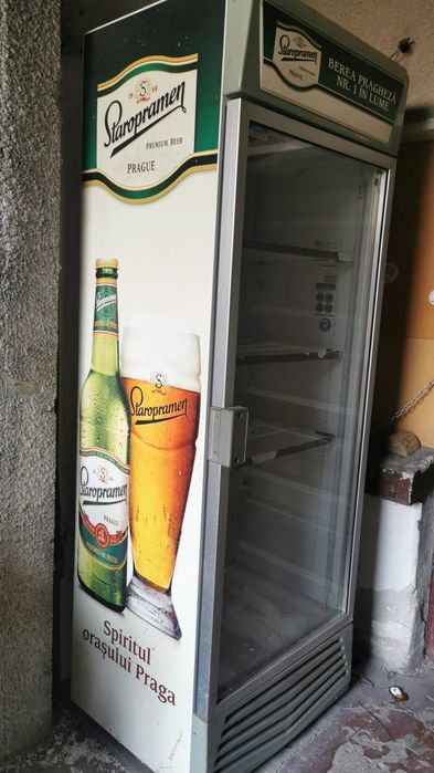 Vitrina frigorifica, frigider bere