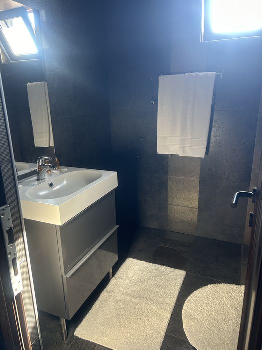 Дава се под наем Двустаен апартамент в Шумен, м-т Сакарка - 70 кв.м за 408 € - Снимка #6