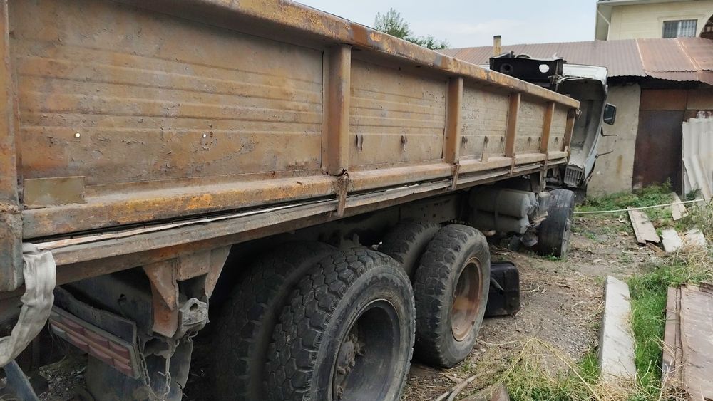 2 Камаза срочна продам