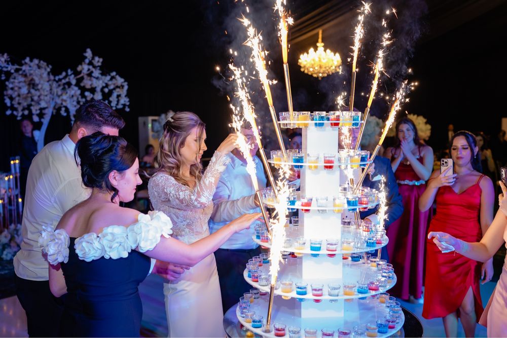 TORTUL MIRELUI/ tort de 145 shoturi