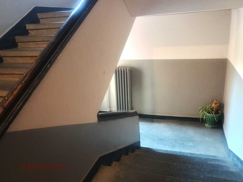 Продава се Четиристаен апартамент в София, Оборище - 109 кв.м за 3944 €/кв.м - Снимка #13