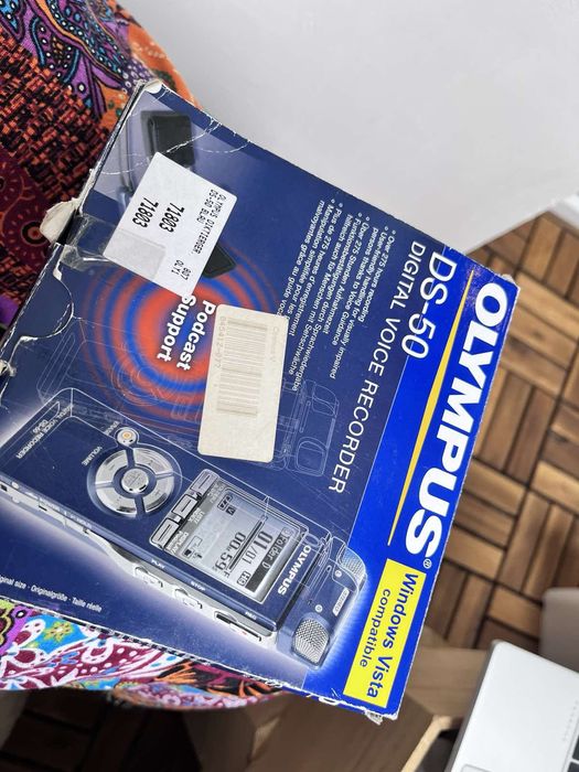 Диктофон Olimpus,нов