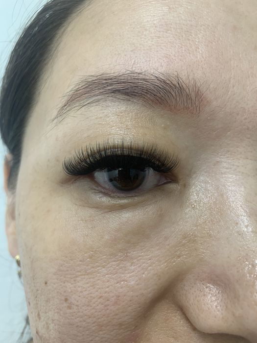 Наращивание ресниц от   8000 тг