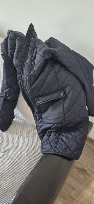 Горна дамска дреха за есента! Тъмно синя от H&M! В отлично състояние!