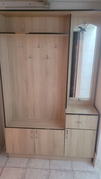 Срочно продам шкаф