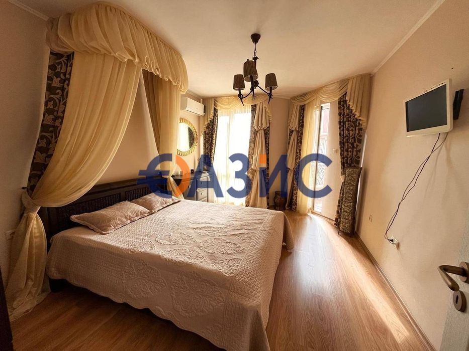 Продава се Тристаен апартамент в к.к. Слънчев бряг - 90 кв.м за 822 €/кв.м - Снимка #6