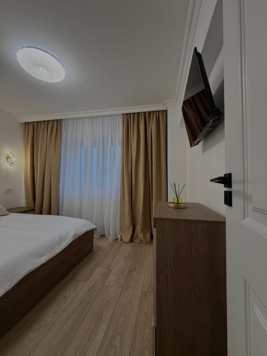 Inchiriez apartament ultracentral LUX