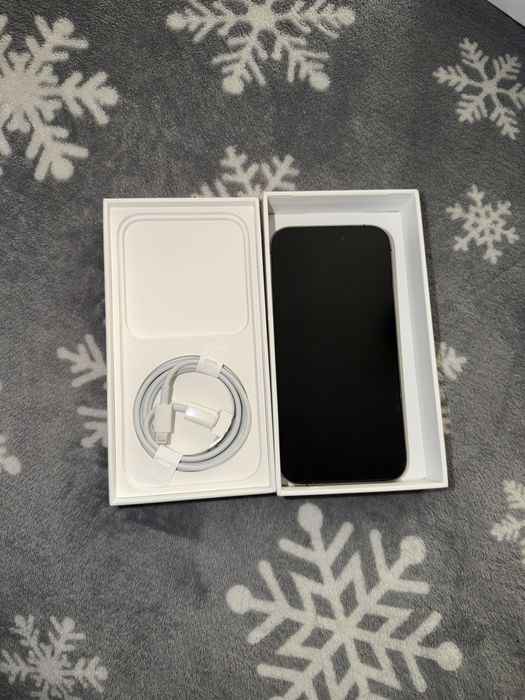 Продавам iphone14 pro