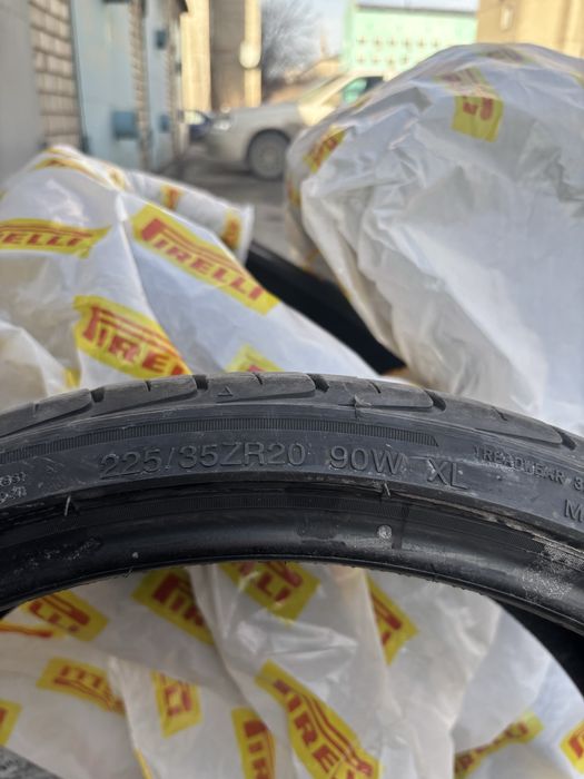 Продам шины полный комплект