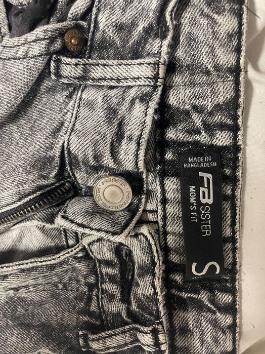 По 8€ Дънки mom jeans