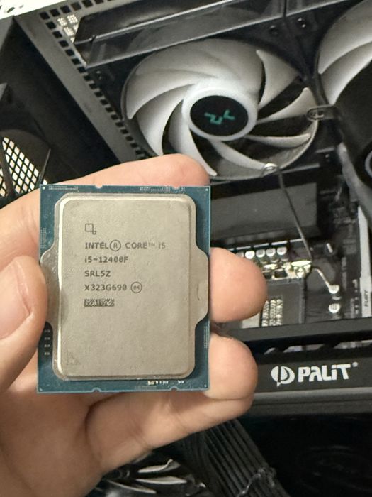 Продам процессор i5 12400f