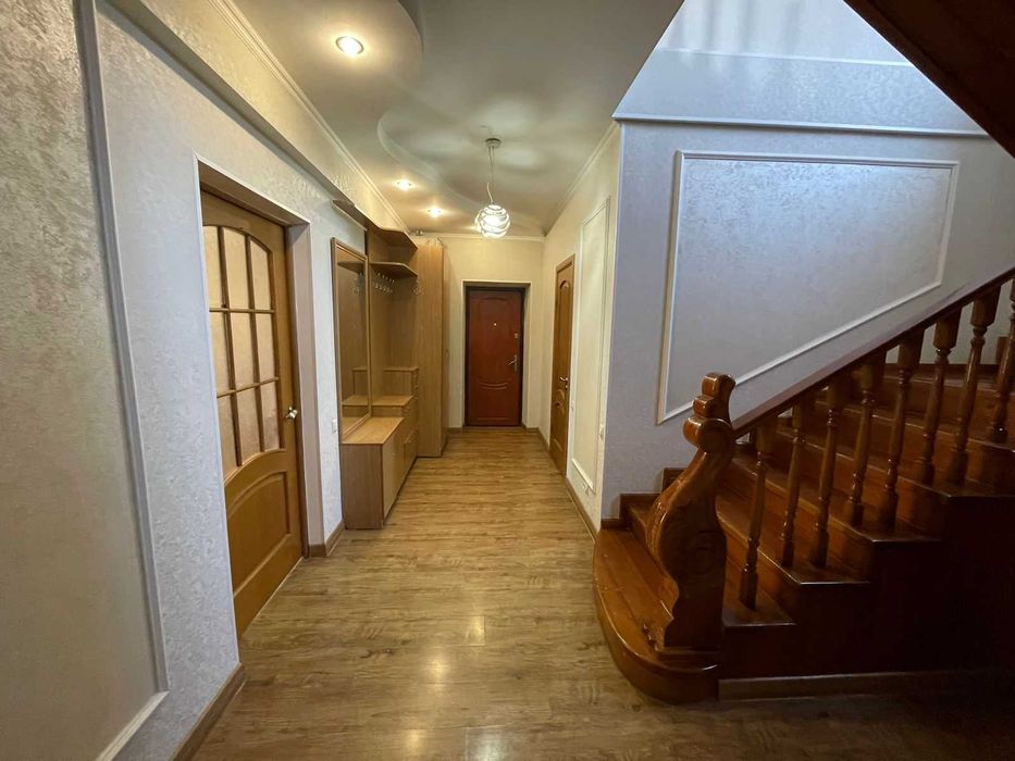 Коттедж в поселке Жаңа қуат