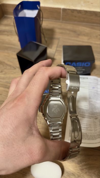 Ceas Casio        .
