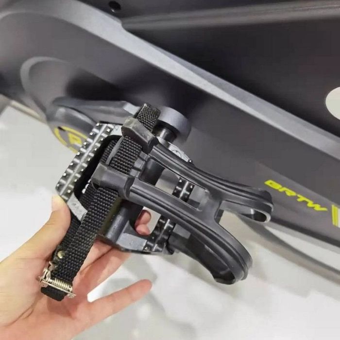 Велотренажер спортивный профессиональный Спинбайк