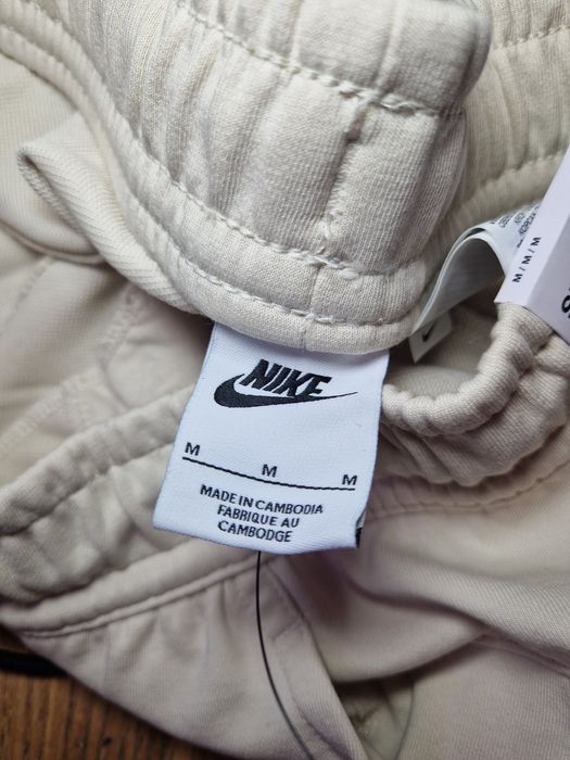 Оригинално Nike Slim Fit долнище – НОВ с етикет