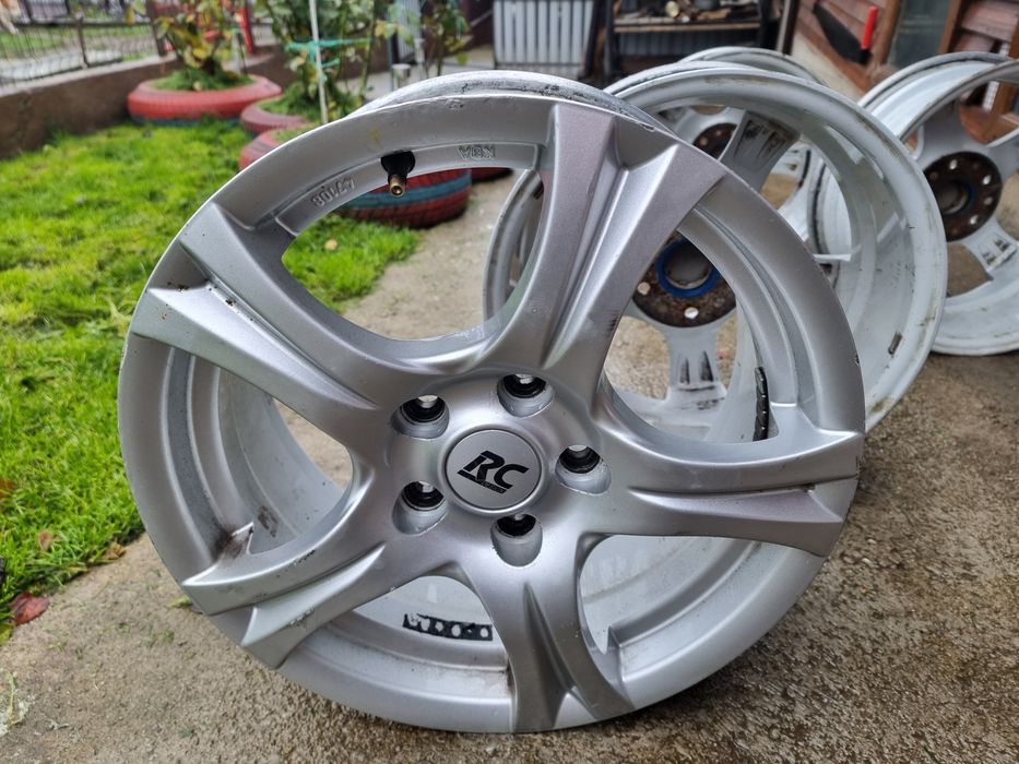 Jante aliaj RC DESIGN R16 7J 5x112