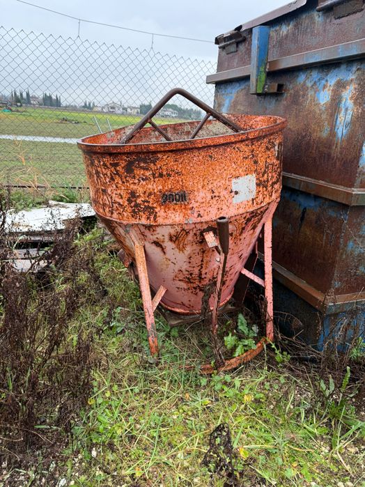 Bena pentru beton 300litri