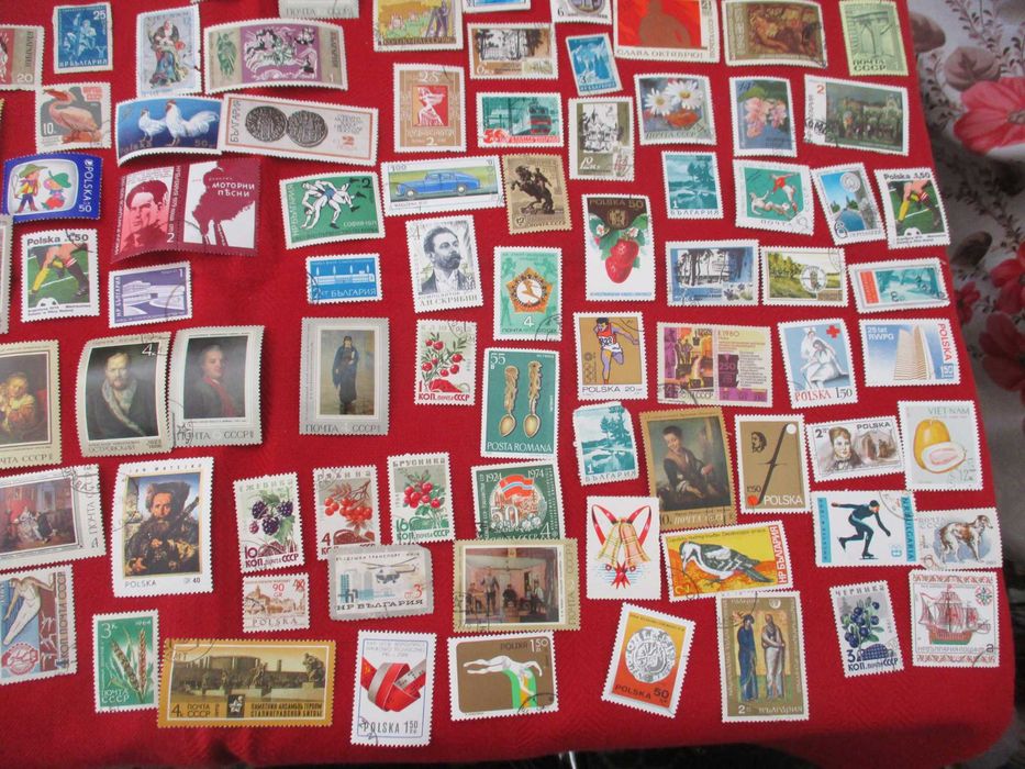 Пощенски марки:без и с печати от много държави разнообразни и ценни