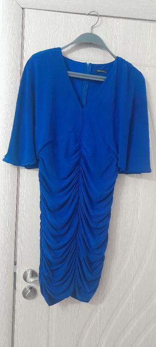 Нова   рокля....