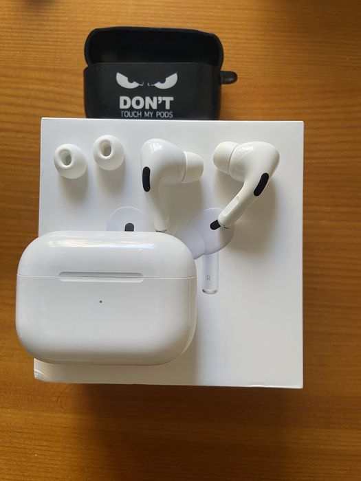 Продам Airpods Pro, оригинал