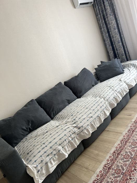 Продается большой диван