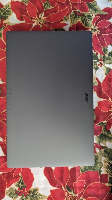 Лаптоп Acer Aspire Lite 15 инча нов