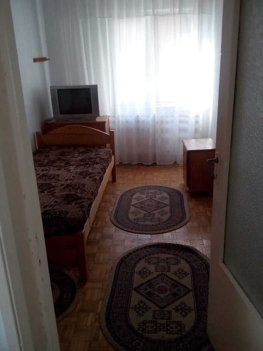 Inchiriez apartament 4 camere in Constanta, Inel II